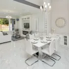 Entreprises 14 image AN ELEGANT TOUCH HOME STAGING AND DESIGN INC Real Estate & Home Improvement dans Richmond BC
