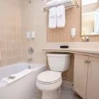 Entreprises 43 image BEST WESTERN DORCHESTER HOTEL travel & tourism dans Nanaimo BC