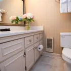 Entreprises 50 image BEST WESTERN DORCHESTER HOTEL travel & tourism dans Nanaimo BC