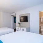 Entreprises 72 image BEST WESTERN DORCHESTER HOTEL travel & tourism dans Nanaimo BC