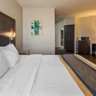 Business 9 image BEST WESTERN LAVAL-MONTREAL travel & tourism in Laval QC