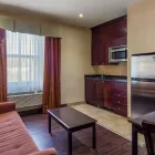 Entreprises 7 image BEST WESTERN PLUS BOWMANVILLE travel & tourism dans Bowmanville ON