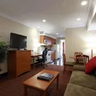 Entreprises 36 image BEST WESTERN PLUS KELOWNA HOTEL & SUITES travel & tourism dans Kelowna BC