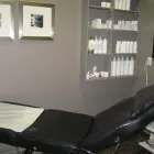 Entreprises 15 image BUFFIE & CO SALON SPA Hair Salons dans Winnipeg MB