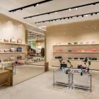 Entreprises 2 image BURBERRY Shopping dans Montréal QC