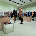 Entreprises 15 image BURBERRY Shopping dans Toronto ON