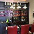 Entreprises 4 image CHIMES HAIR GROUP Hair Salons dans Aurora ON