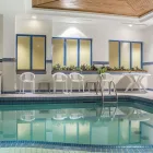 Entreprises 39 image COMFORT HOTEL & SUITES travel & tourism dans Peterborough ON