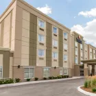 Entreprises 18 image COMFORT INN & SUITES travel & tourism dans Bowmanville ON