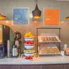 Business 9 image COMFORT INN travel & tourism in Burlington ON