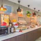 Business 18 image COMFORT INN travel & tourism in Burlington ON