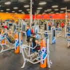 Entreprises 4 image CRUNCH FITNESS - HAMILTON DOWNTOWN Sports Grounds & Stadiums dans Hamilton ON