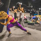 Entreprises 18 image CRUNCH FITNESS - LA SALLE Sports Grounds & Stadiums dans Windsor ON