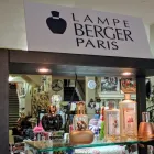 Business 8 image CUSTOM DRAPERIES & BLINDS FURNITURE BEDDING & HOME DECOR Shopping in Pembroke ON