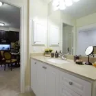 Entreprises 17 image DELMANOR NORTHTOWN Residential, Retirement & Care Homes dans North York ON