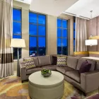 Entreprises 12 image DELTA HOTELS BY MARRIOTT BURNABY CONFERENCE CENTRE Wedding Venues dans Burnaby BC