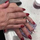 Entreprises 2 image DIAMOND NAILS & SPA Nail Salons & Technicians dans Victoria BC