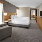 Entreprises 16 image DOUBLETREE BY HILTON EDMONTON DOWNTOWN travel & tourism dans Edmonton AB