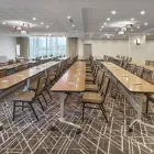 Entreprises 24 image DOUBLETREE BY HILTON EDMONTON DOWNTOWN travel & tourism dans Edmonton AB