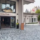 Business 49 image DOUBLETREE BY HILTON HOTEL & SUITES VICTORIA travel & tourism in Victoria BC