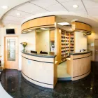 Entreprises 5 image DR C ROSS CRAPO & ASSOCIATES Health & Medicine dans Victoria BC