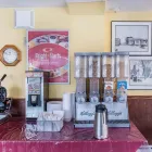 Entreprises 6 image ECONO LODGE DOWNTOWN travel & tourism dans Ottawa ON