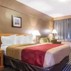 Entreprises 9 image ECONO LODGE DOWNTOWN travel & tourism dans Ottawa ON