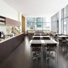 Entreprises 51 image ELEMENT VANCOUVER METROTOWN travel & tourism dans Burnaby BC