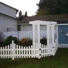 Entreprises 7 image FINYL FENCING & RAILINGS LTD Real Estate & Home Improvement dans Delta BC