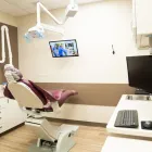 Entreprises 6 image FOREST LAWN DENTAL CENTRE Health & Medicine dans Calgary AB