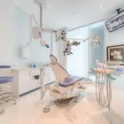 Entreprises 2 image FORT YORK DENTIST Dentists & Dental Clinics dans Toronto ON