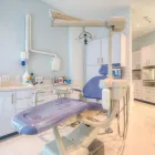 Entreprises 4 image FORT YORK DENTIST Dentists & Dental Clinics dans Toronto ON