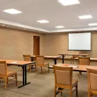 Entreprises 5 image FOUR POINTS BY SHERATON REGINA travel & tourism dans Regina SK