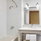 Entreprises 6 image FOUR POINTS BY SHERATON REGINA travel & tourism dans Regina SK