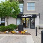 Entreprises 1 image HAIR FACTORY Hair Salons dans Halifax NS