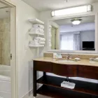 Entreprises 41 image HAMPTON INN & SUITES BY HILTON SAINT JOHN travel & tourism dans Saint John NB