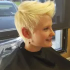 Entreprises 14 image HELEN'S FAMILY BARBER SHOP Beauty & Personal Care Services dans Halifax NS