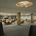 Entreprises 1 image HILTON TORONTO AIRPORT HOTEL & SUITES travel & tourism dans Mississauga ON