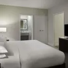 Entreprises 73 image HILTON TORONTO/MARKHAM SUITES CONFERENCE CENTRE & SPA travel & tourism dans Markham ON