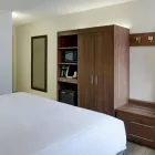 Business 4 image HOLIDAY INN EXPRESS TORONTO DOWNTOWN Wedding Venues in Toronto ON