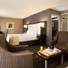 Entreprises 5 image HOLIDAY INN & SUITES MISSISSAUGA WEST - MEADOWVALE Wedding Venues dans Mississauga ON