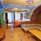 Entreprises 14 image HOLIDAY INN & SUITES NORTH VANCOUVER Wedding Venues dans North Vancouver BC