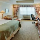 Entreprises 7 image HOLIDAY INN & SUITES OAKVILLE @ BRONTE Wedding Venues dans Oakville ON