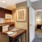 Entreprises 11 image HOMEWOOD SUITES BY HILTON TORONTO-OAKVILLE travel & tourism dans Oakville ON