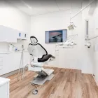 Entreprises 3 image JENSEN LAKES DENTAL Dentists dans St. Albert AB