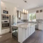 Entreprises 8 image LUXURY LIFESTYLES GROUP Real Estate Agents dans Vancouver BC