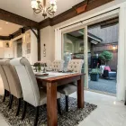 Entreprises 9 image LUXURY LIFESTYLES GROUP Real Estate Agents dans Vancouver BC