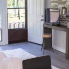 Entreprises 4 image NAVAHO APARTMENTS Real Estate Agents dans Nepean ON