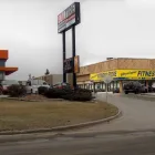 Entreprises 2 image PHYSIQUE FITNESS STORES Sports & Recreation dans Edmonton AB