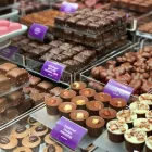 Entreprises 3 image PURDYS CHOCOLATIER Shopping dans North Vancouver BC